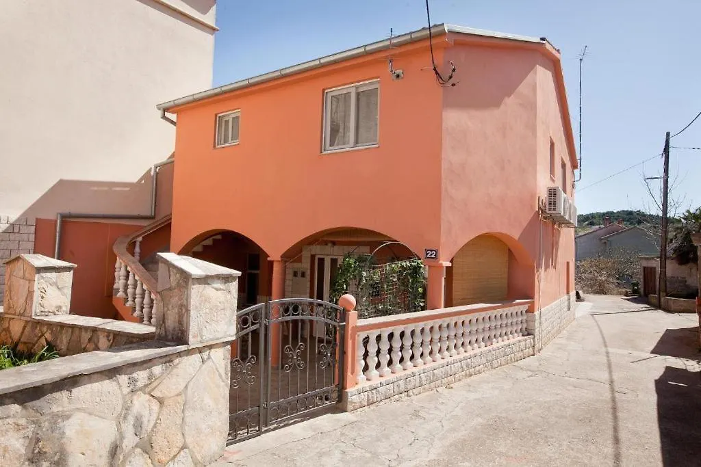 Apartment Isabella Kali